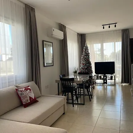 Apartman 24h Check-in 2 Bedroom Townhouse At Dasoudi *
